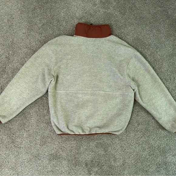 Patagonia Women’s Synchilla Fleece Marsupial Pullover - Picture 3 of 3